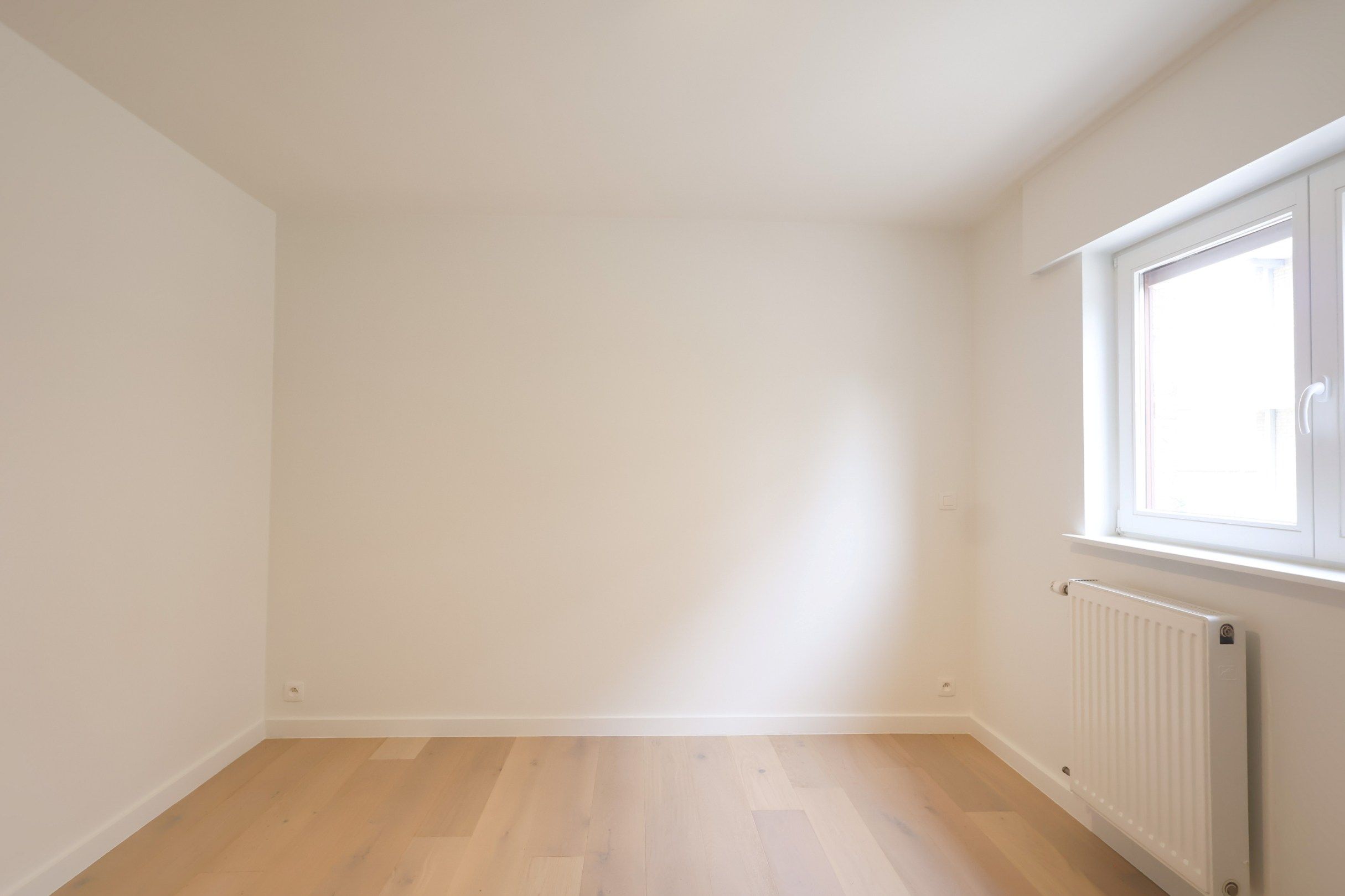 Gerenoveerd appartement met terras én garagebox vlak bij het strand van Sint-André Oostduinkerke foto 13