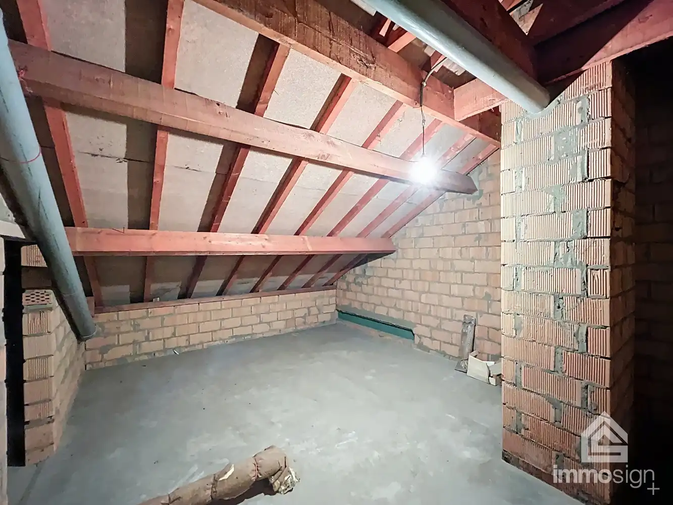 Charmante en ruime gezinswoning te Hamont met 3 slaapkamers op perceel van 11a07ca! foto 27