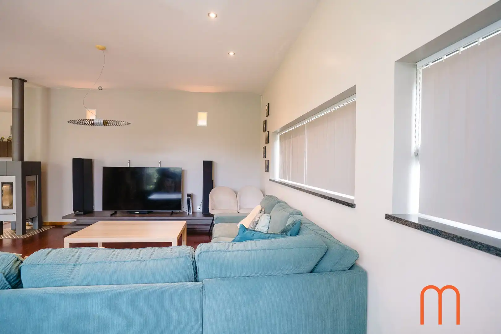 Moderne alleenstaande villa te huur in Mariakerke foto 5