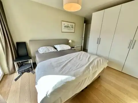 Res. Commodore - gemeubeld 2 slpk app. met terras en mogelijkheid tot huren van een garage ! foto 12