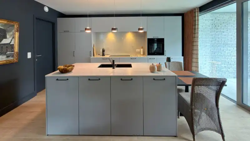 Instapklaar recent luxe appartement 130m² + terras 14m² in parkdomein Hof ter Beuken foto 6