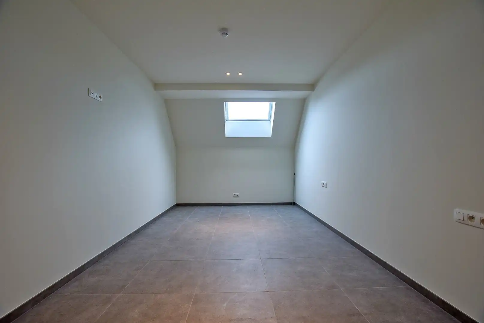 Ruim 2-slaapkamerappartement (129m²) te Leke (Diksmuide).  foto 13