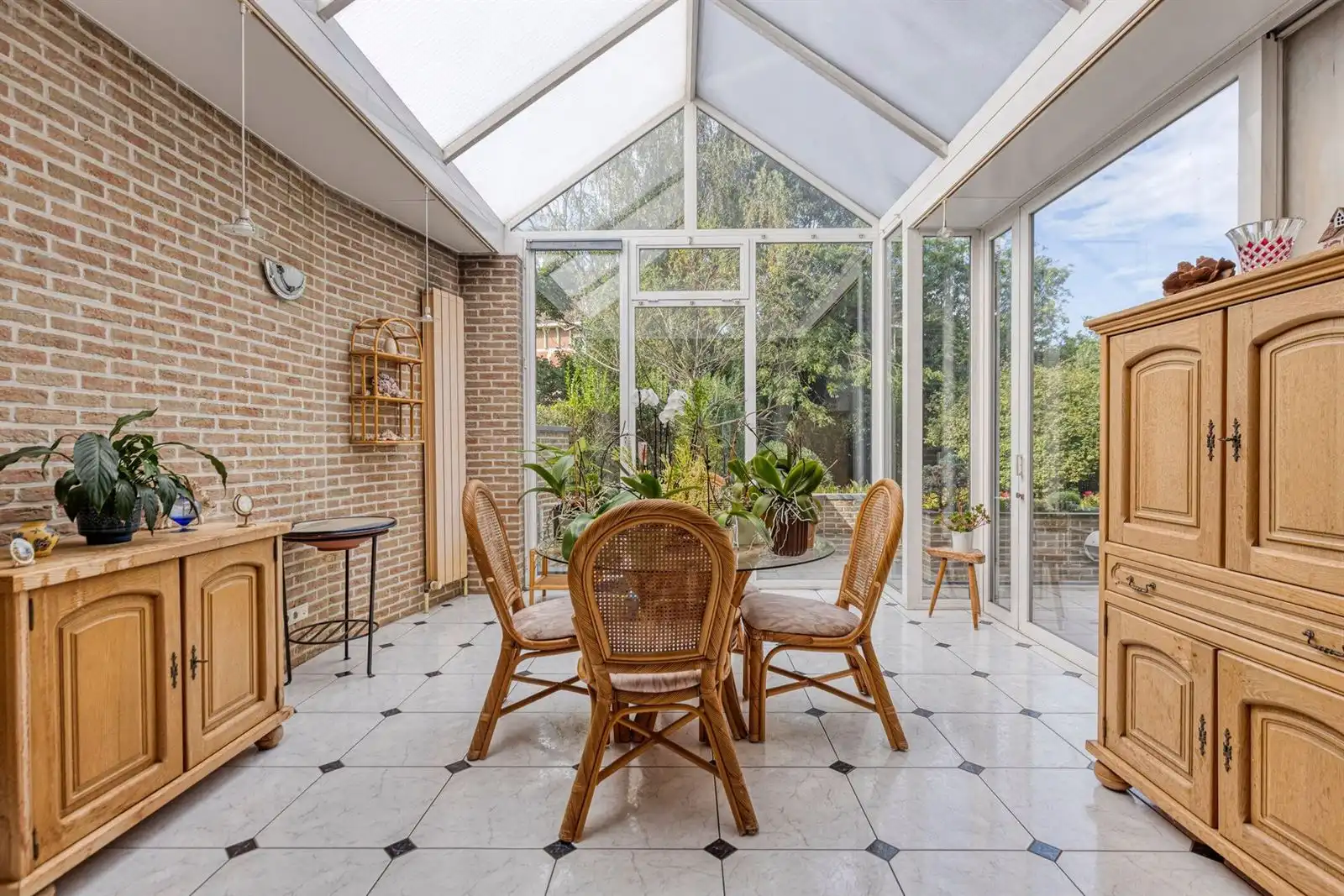 Charmante woning met tuin foto 10