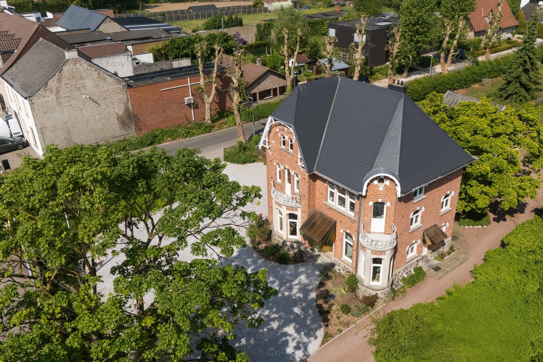 Kantoor te koop foto {{pictureIndex}}