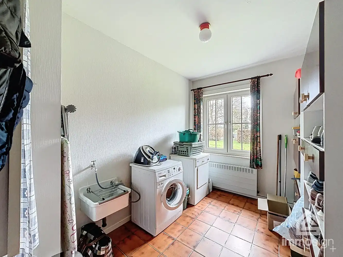 Charmante gezinswoning met landelijke uitstraling te Molenbeersel! foto 25