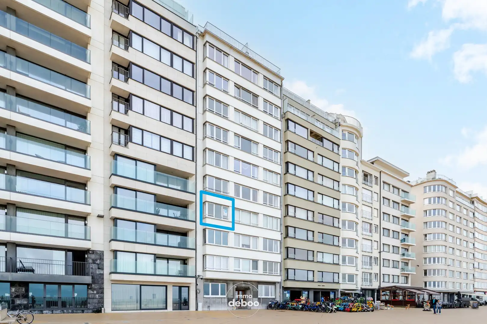 Kwalitatief gerenoveerde studio met frontaal zeezicht foto 2
