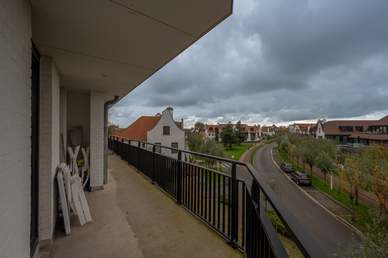 Modern en aangenaam gelegen 2-slaapkamer appartement met terras in vrij recente residentie op Duinenwater. foto 17