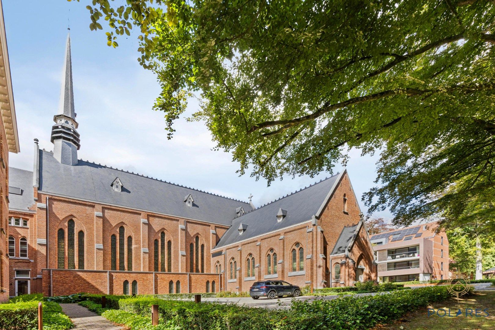 Gelijkvloers 2 slaapkamer appartement met tuin en unieke erfgoedwaarde foto 28