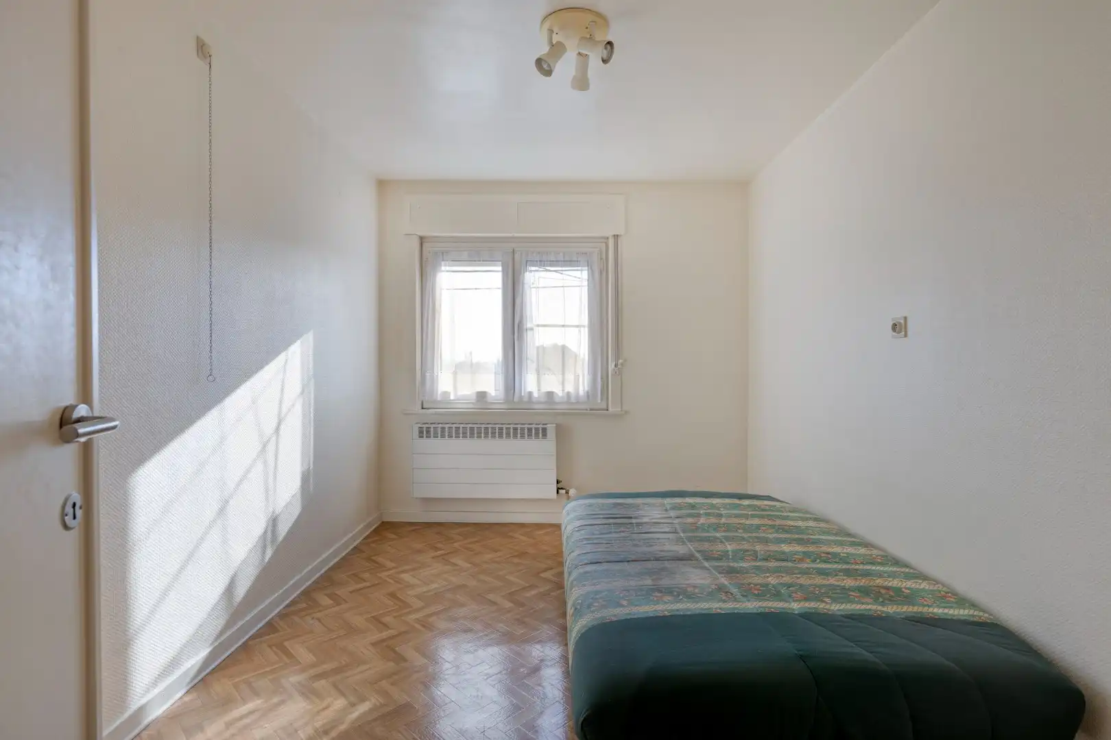 Halfopen bebouwing met 3 slaapkamers, tuin en garage - TOP-ligging en TOP-oriëntatie foto 17