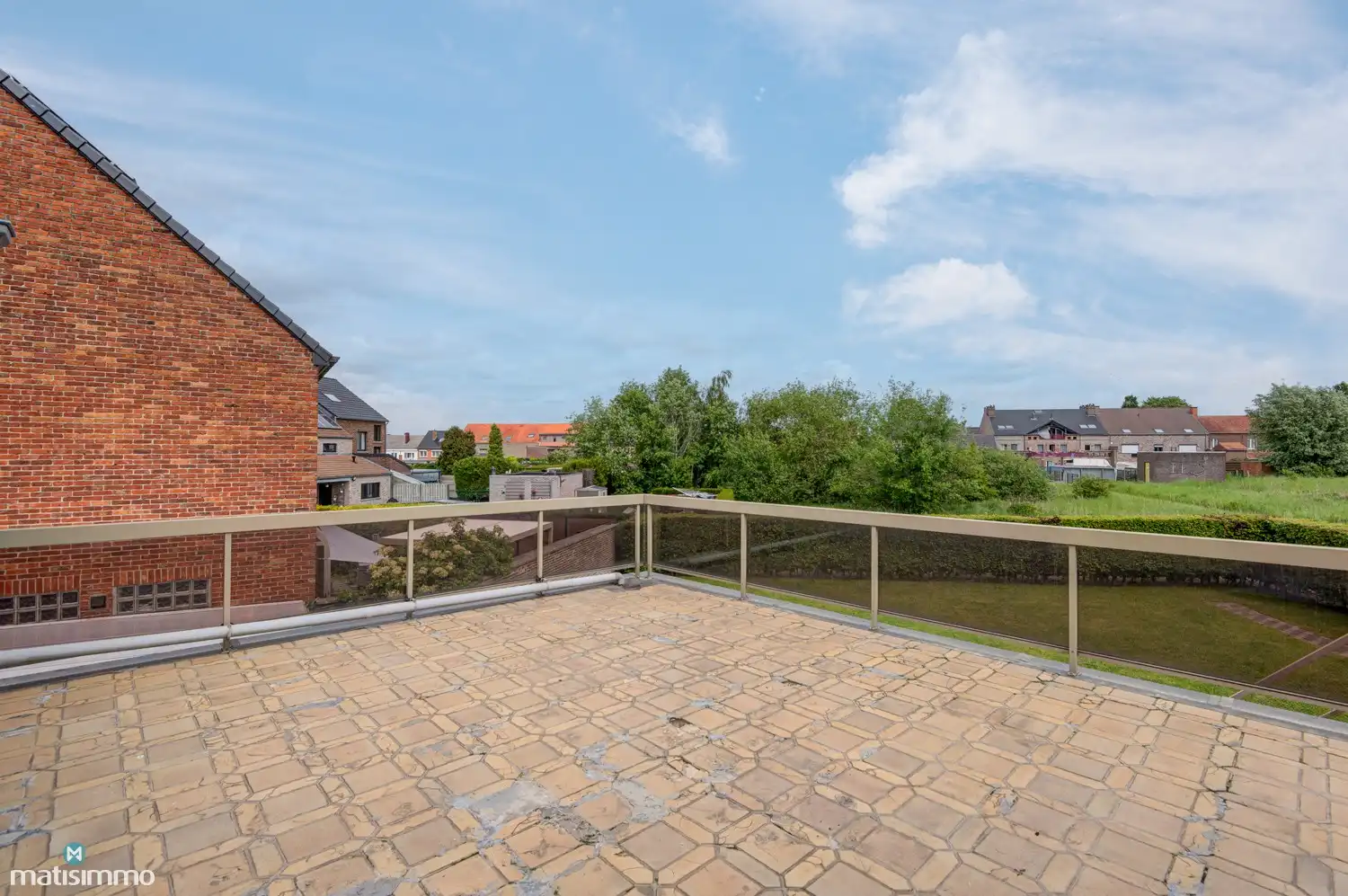 MEERSGEZINSWONING (2 APP.) MET 2 GARAGES, KELDER, ZOLDER EN RUIME TUIN IN MUNSTERBILZEN foto 39