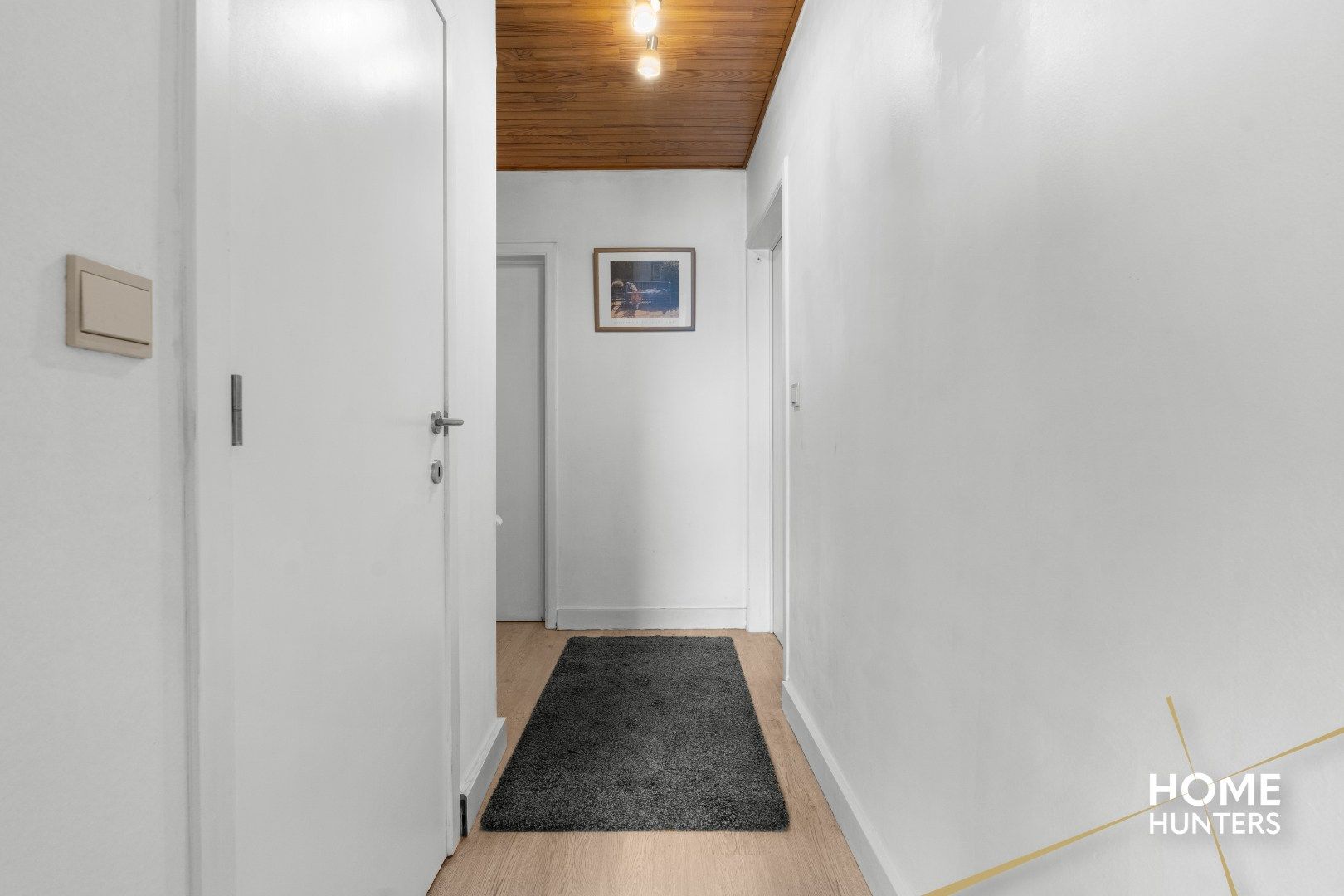 Instapklaar appartement met staanplaats in het hart van Zele! foto 3