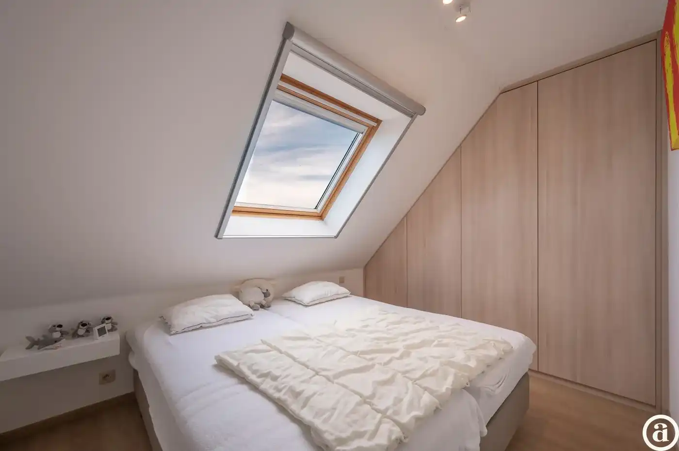 Zonnig duplex-appartement met 3 slaapkamers en garagebox.    foto 14