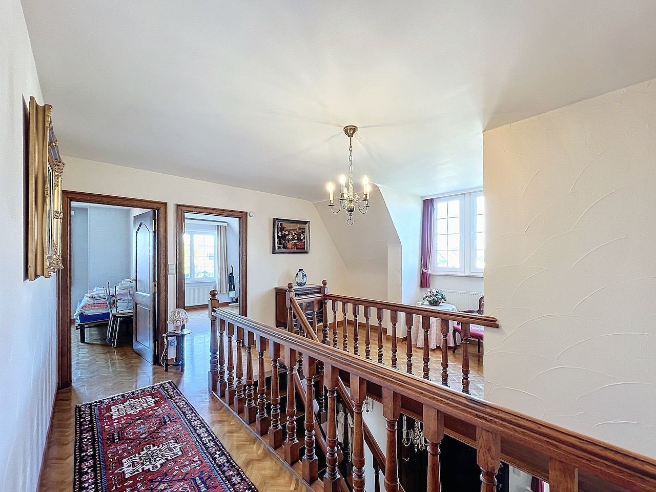 Goed onderhouden, ruime villa met prachtige tuin foto 16