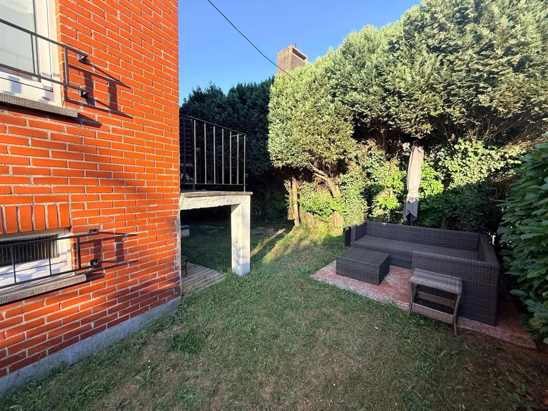 GOEDE GELEGEN 3-GEVELWONING MET TUIN foto 4