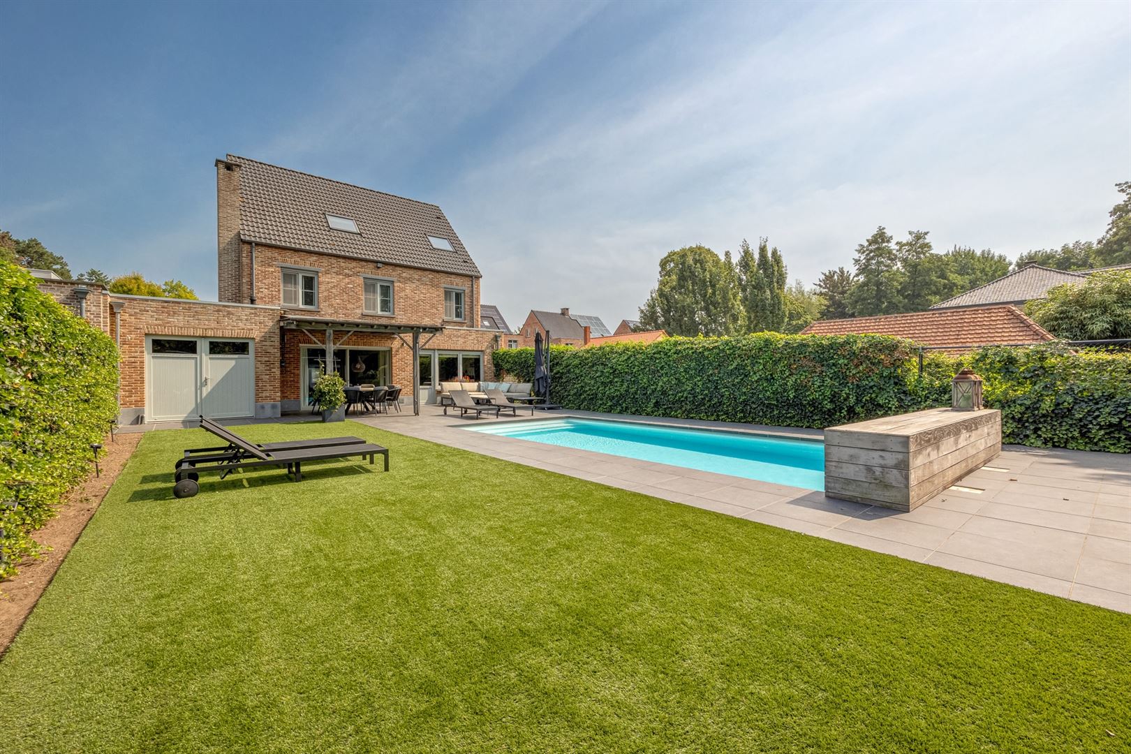 Ruime luxe woning met zwembad in Kapellen foto 11