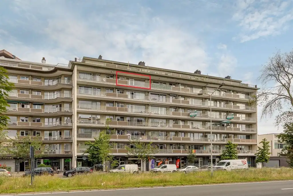 Lichtrijk 2-slaapkamerappartement met zonnig terras incl. autostaanplaats foto 16