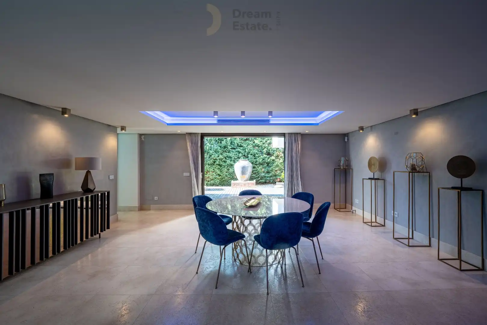 Deze vorstelijke luxe villa ligt majestueus in Los Flamingos, Benahavis. foto 48