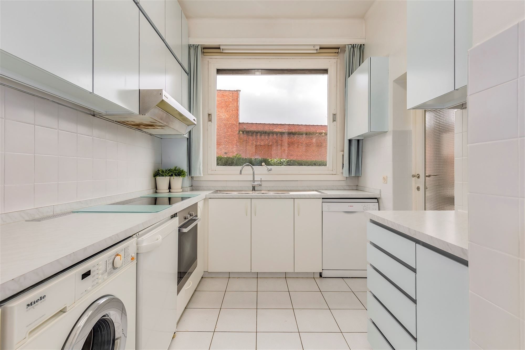 Praktijkwoning met 6 - 7 slaapkamers en gezellige tuin foto 21