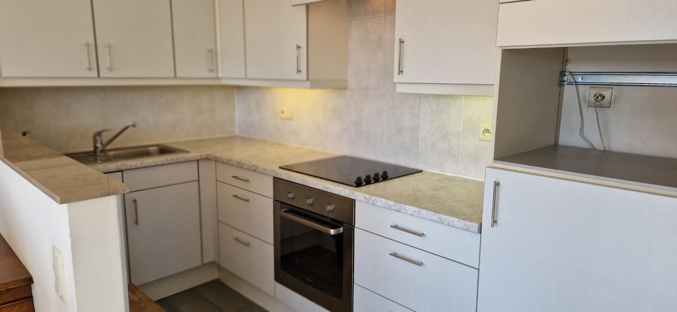 Zonnig APPARTEMENT, hob., 2de.verd., met mooie leefruimten, 2 slpkmrs, aparte kelder en ondergrondse autostaanplaats,  foto 27