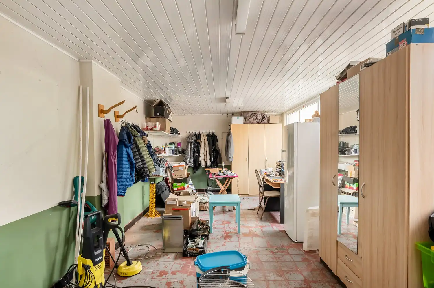 TE RENOVEREN WONING OP GOEDE LOCATIE + MAGAZIJN foto 15
