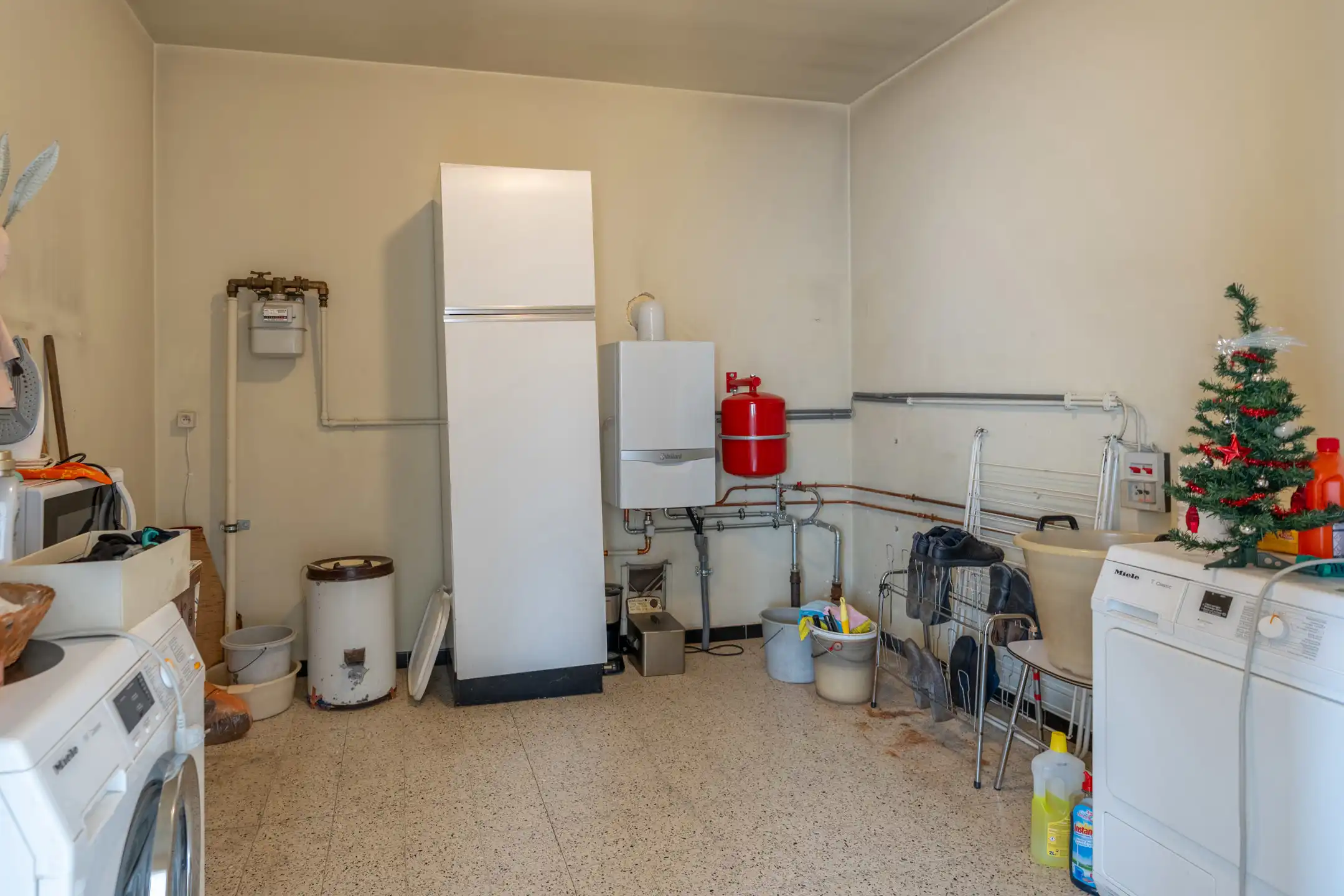 Ideaal gelegen gezinswoning met 5 slpk's, tuin en garage te Vosselaar. foto 13