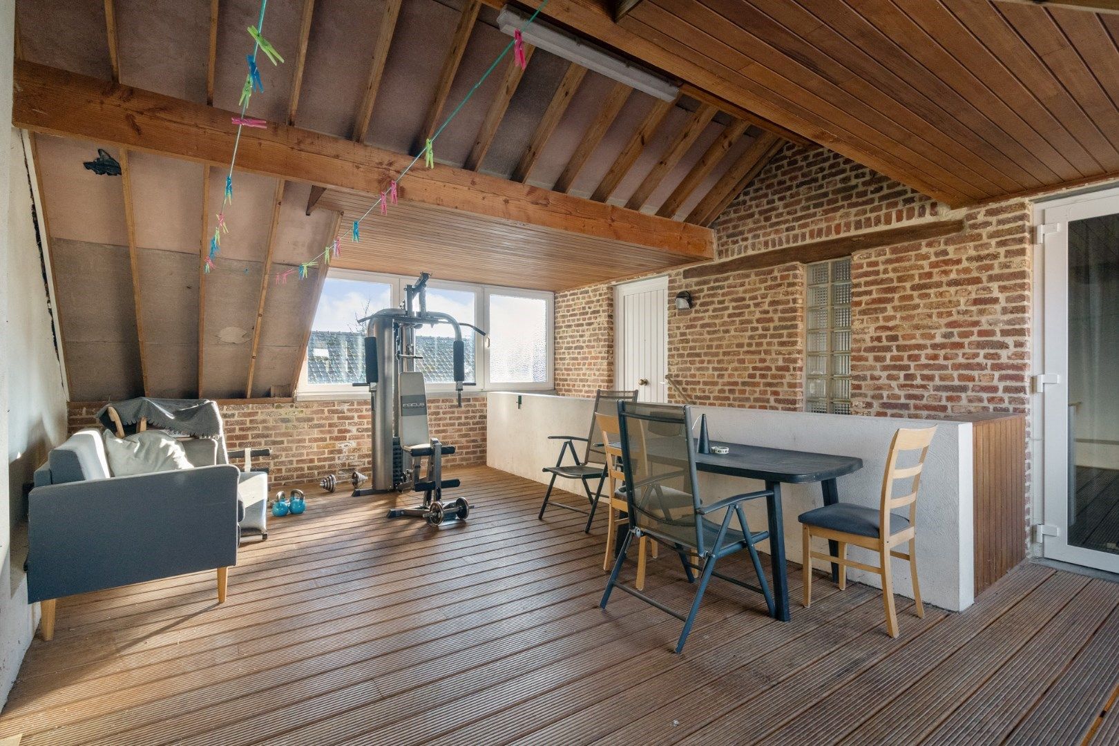 Duplexappartement (189 m²) met overdekt terras en garage in een statige herenwoning in het centrum van Hoeselt foto 21