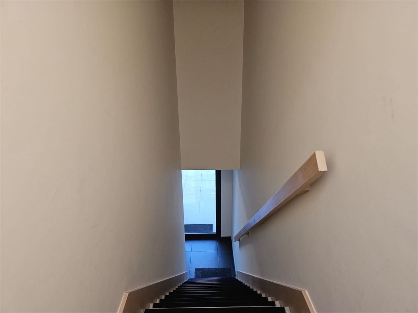 Duplex appartement met 3 slpks, terras (12,63m²) en 3 parkeerplaatsen (Moerbeke) foto 20