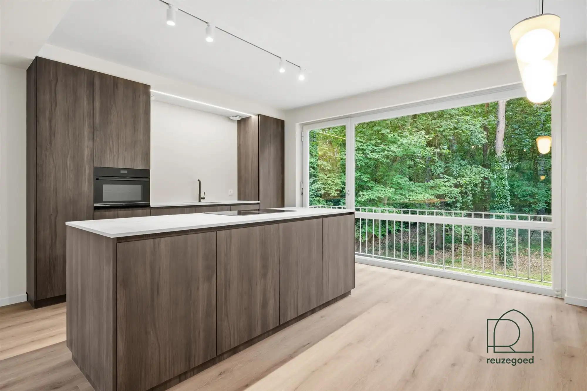 Exclusief gerenoveerd appartement in het groen van Bonheiden foto 9