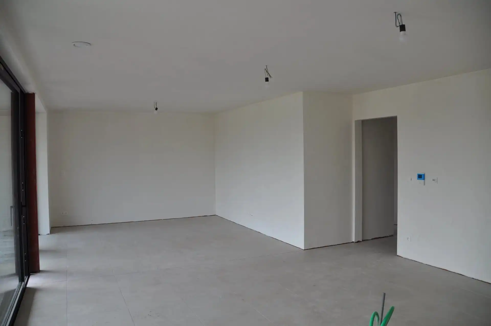 EXCLUSIEF PETNHOUSE VAN 112M² MET 2 SLPK’S EN RUIM TERRAS VAN 44M² IN LINKHOUT foto 4