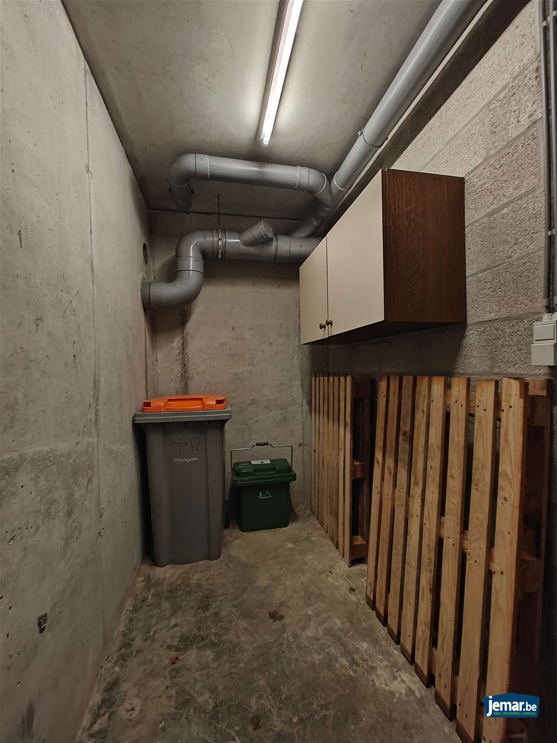 Instapklaar gerenoveerd appartement met 2 slaapkamers, ondergrondsparking en  berging  foto 13