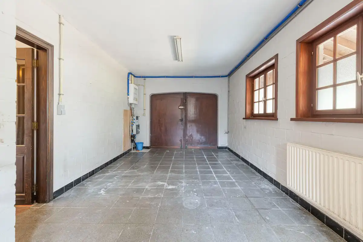 Landelijke vrijstaande woning met 4 slaapkamers, grote bruikbare zolder, garage en zonnige tuin nabij het centrum van Merendree. foto 14