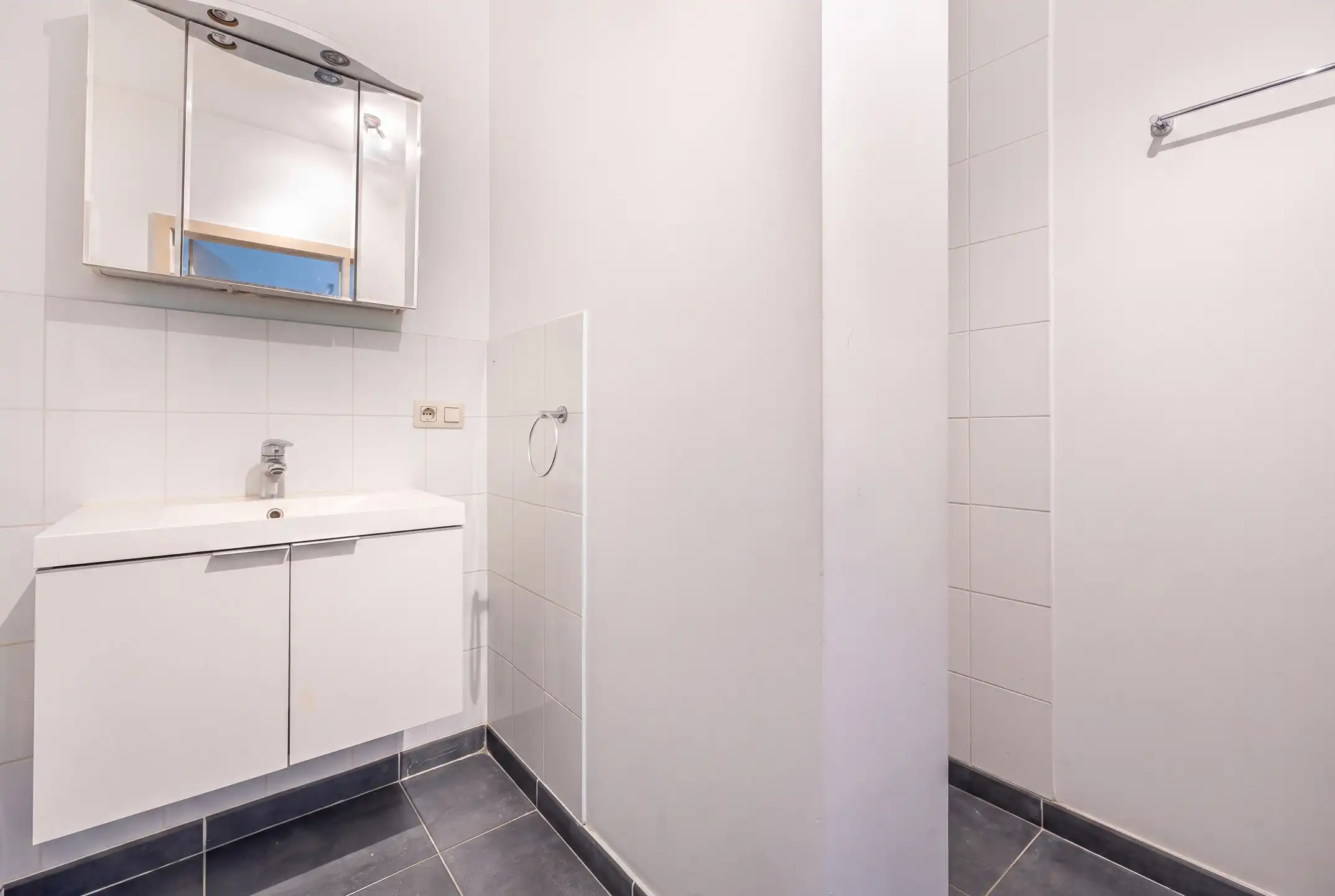 Ruim appartement met 1 slaapkamer + studeerkamer van ± 92 m² foto 11