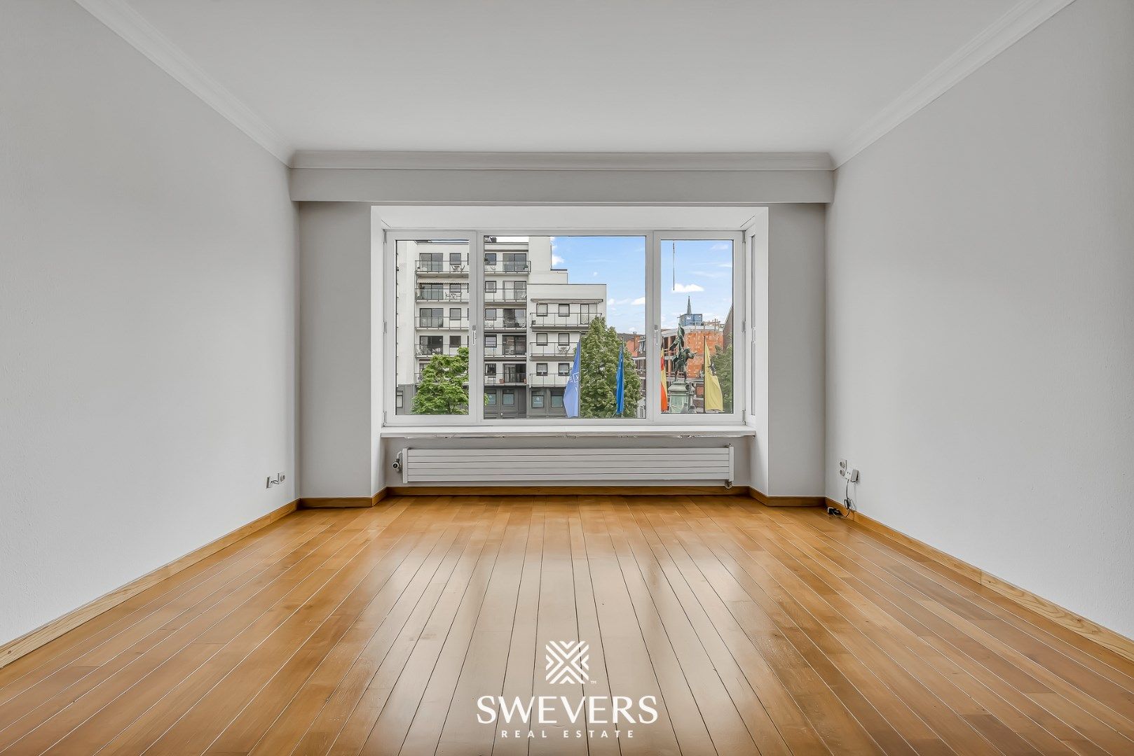 Stijlvol en instapklaar wonen (115m²) met autostaanplaats in het hart van Hasselt foto 4