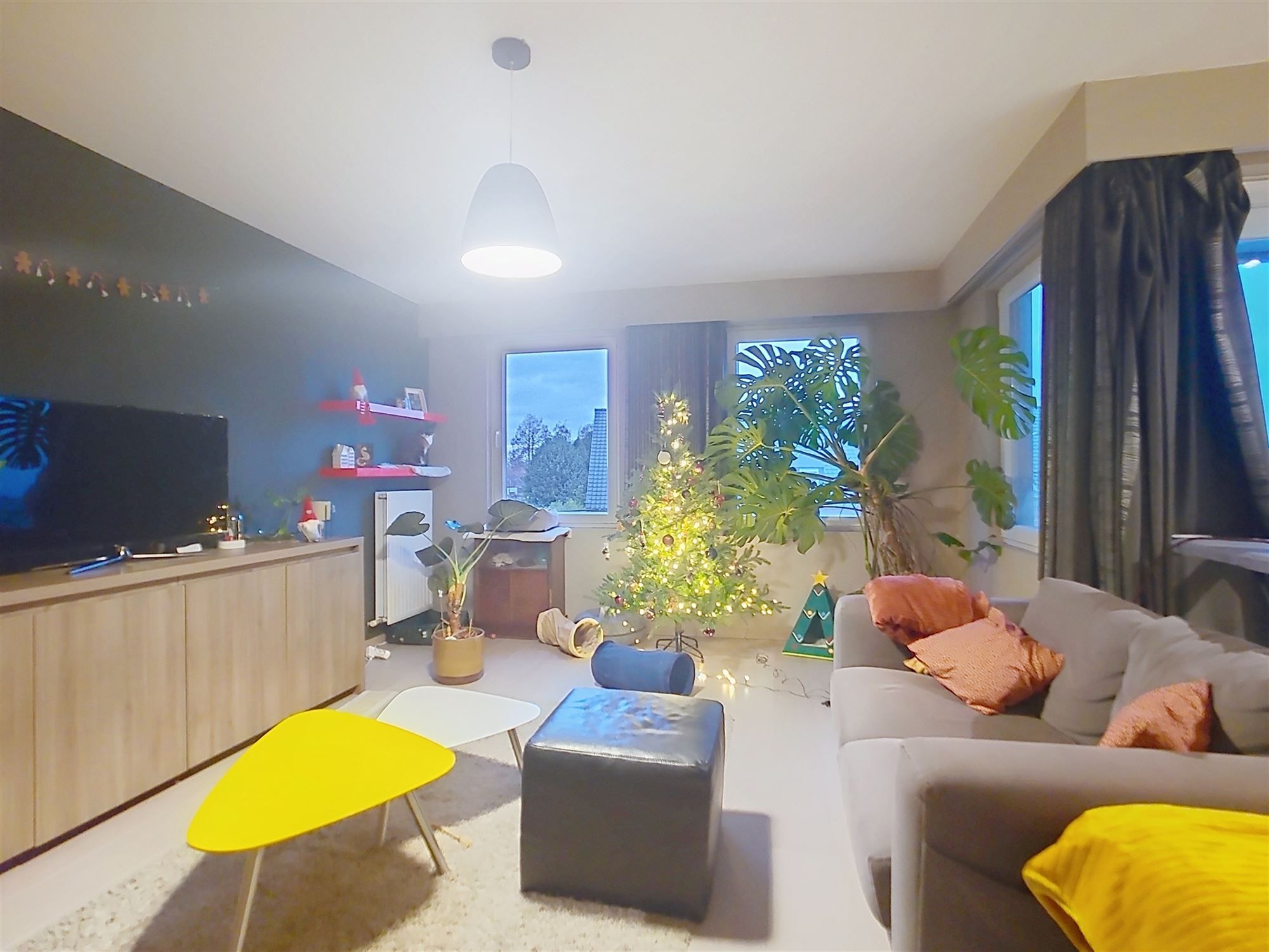 Ruim 2 slaapkamer appartement in het centrum foto 4