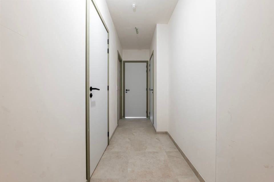 2-SLP APPARTEMENT OP 1STE VERDIEP MET RUIM TERRAS foto 8