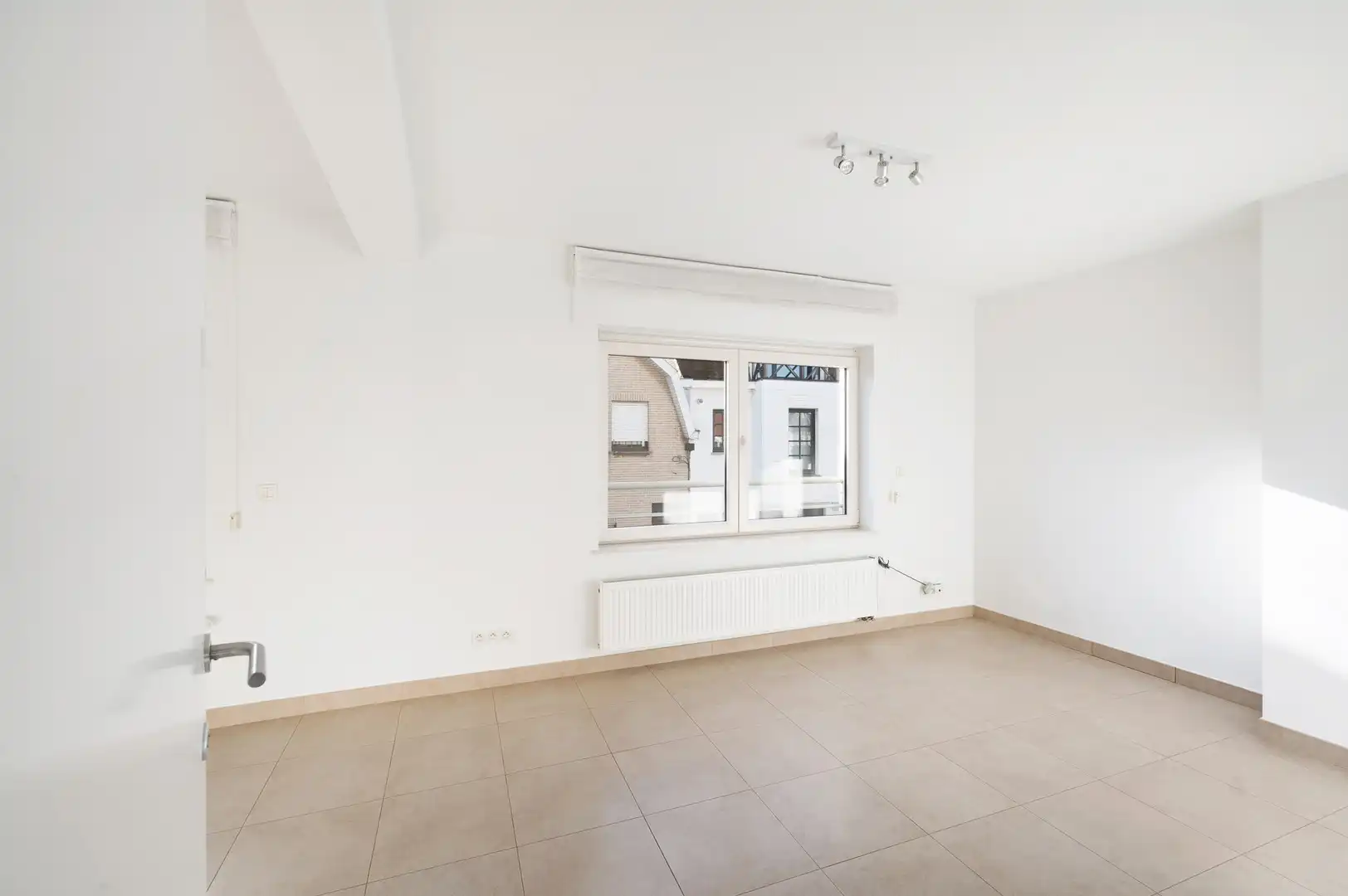 Charmante woning te koop centraal gelegen in Oud-Knokke vlakbij het centrum. foto 11