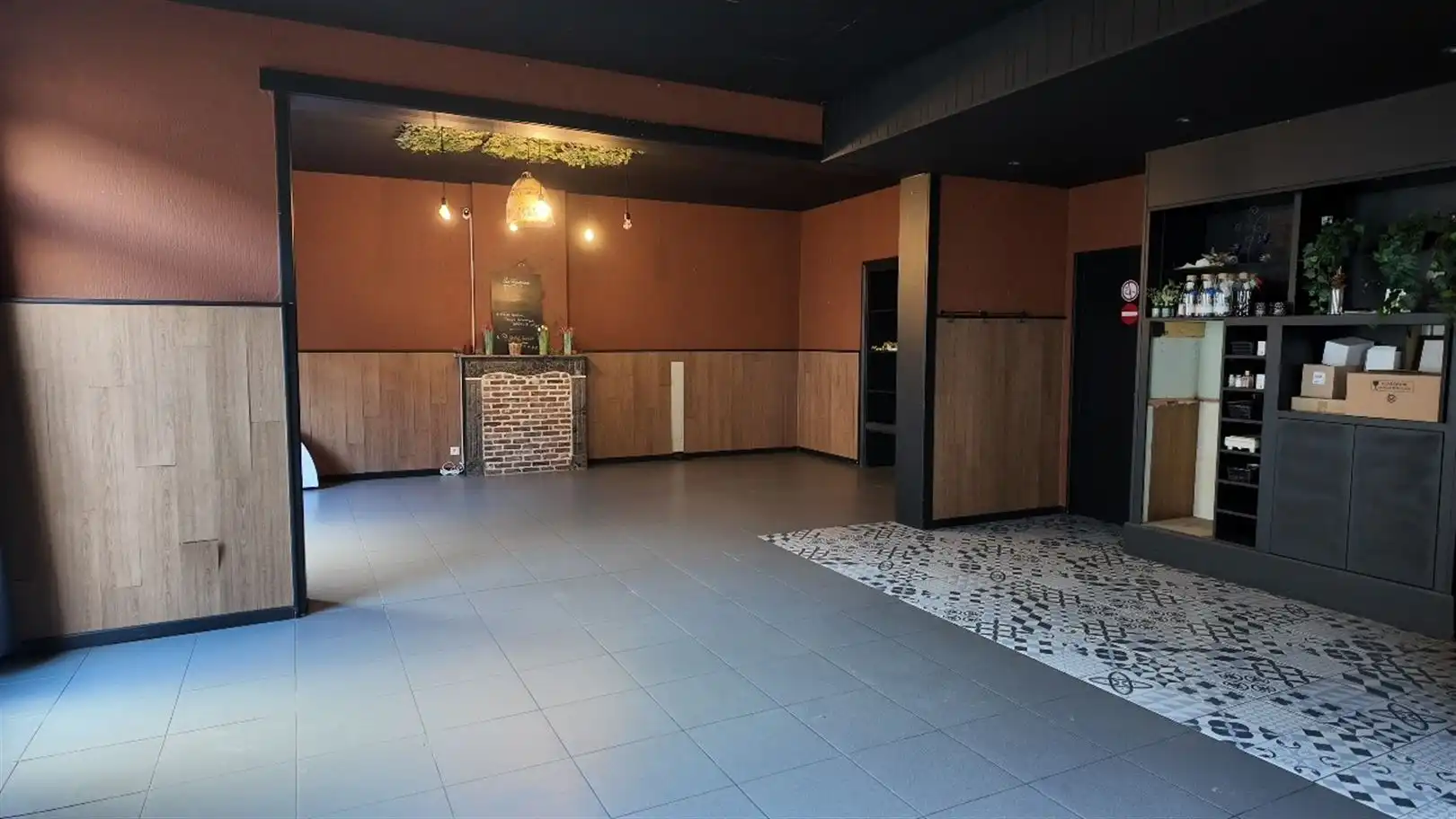 Café/taverne + appartement foto 5