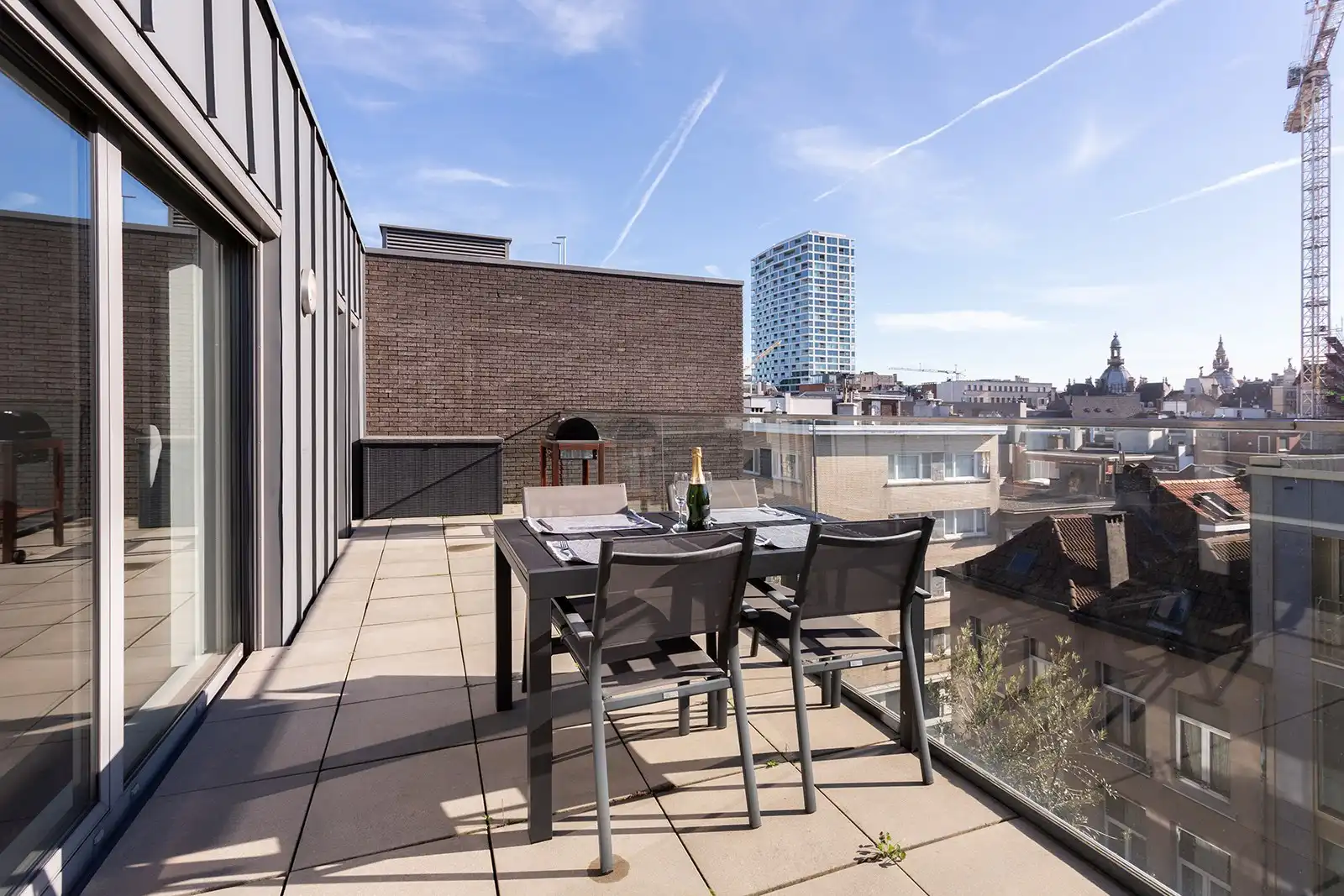 Penthouse met ruime terrassen en prachtige zichten!  foto 34