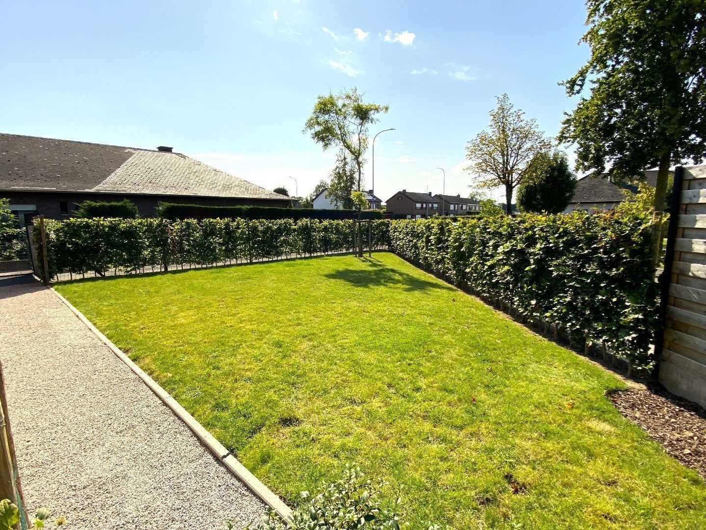 Instapklare gezinswoning met 4 kamers in een rustige omgeving.  foto 15