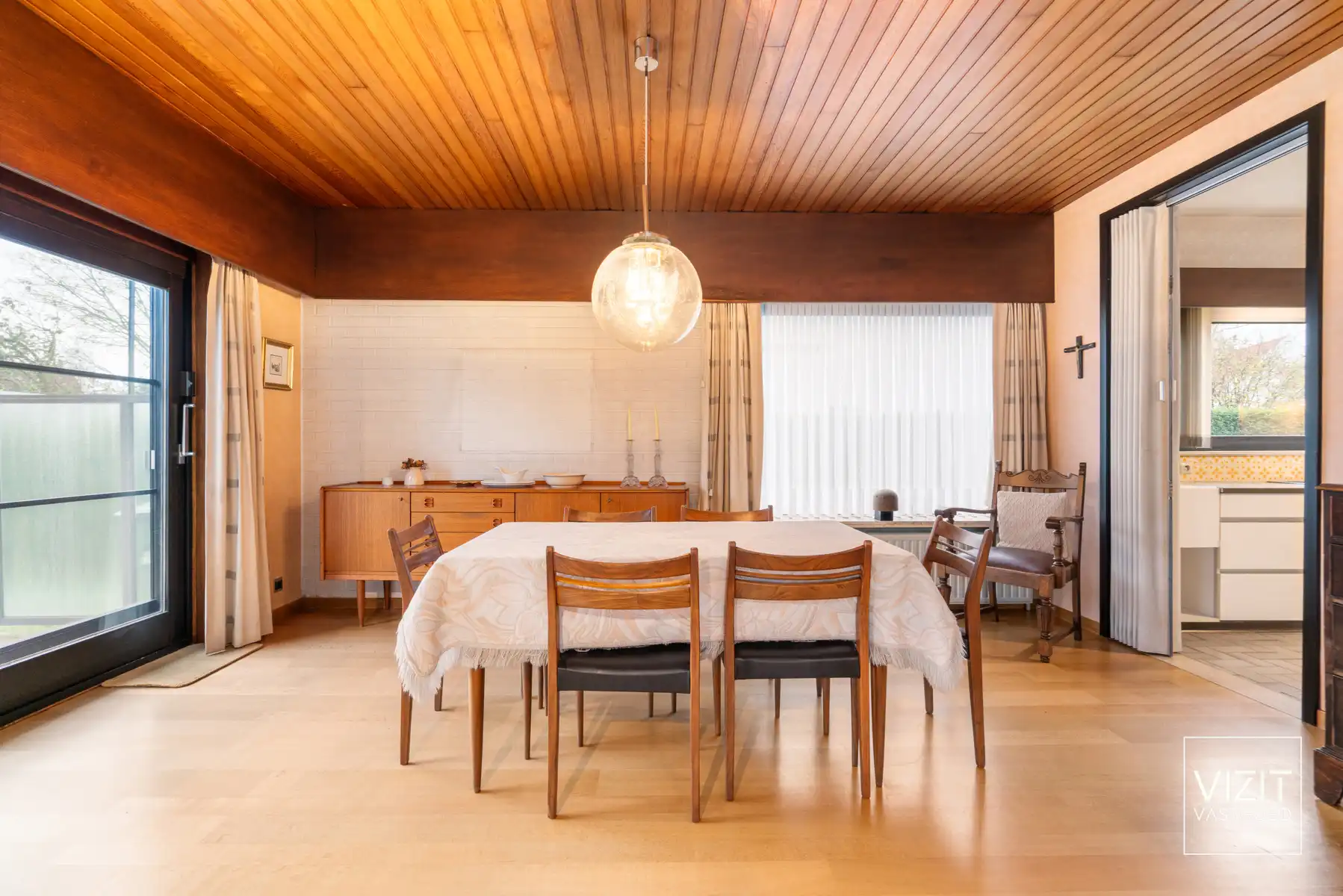 Karaktervolle villa nabij centrum Ninove!  foto 5