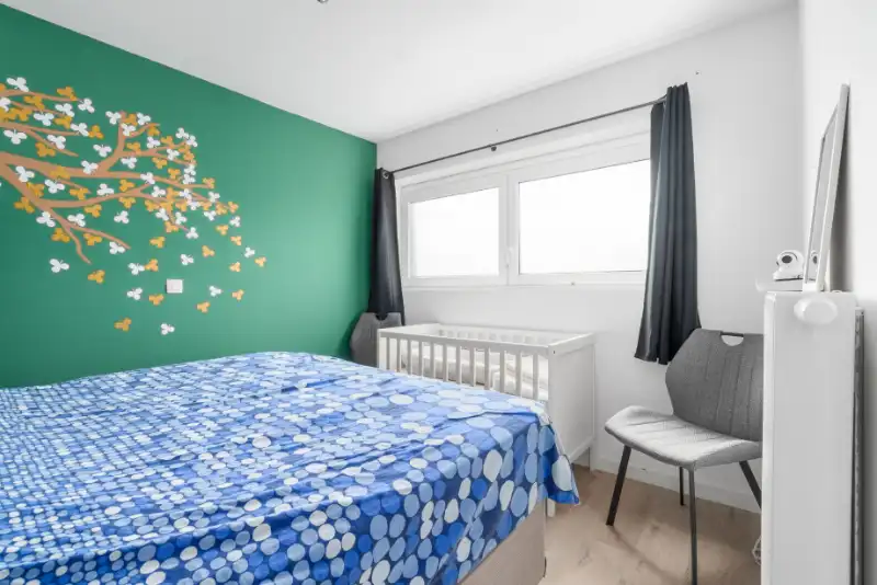 Mooie recente woning met 4 slaapkamers op 410m² foto 14