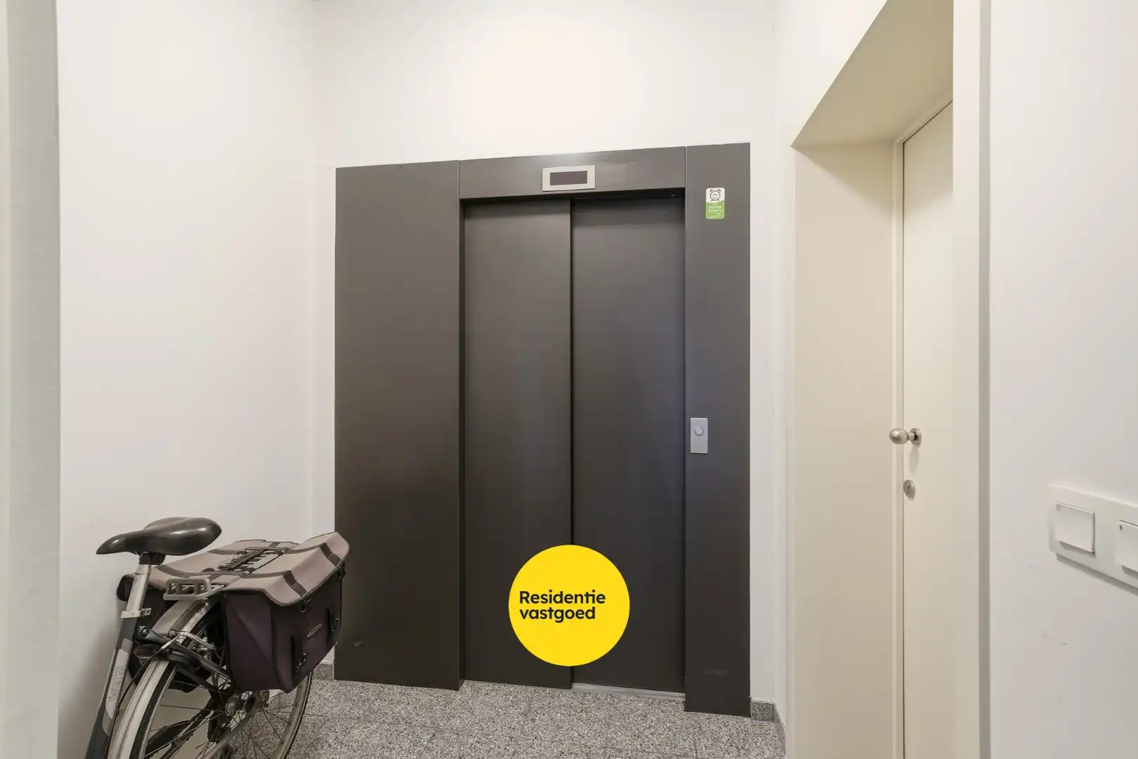 Investeringsopportuniteit: Duplexappartement (185 m²) met 2 zonneterrassen in hartje Oudenburg foto 22
