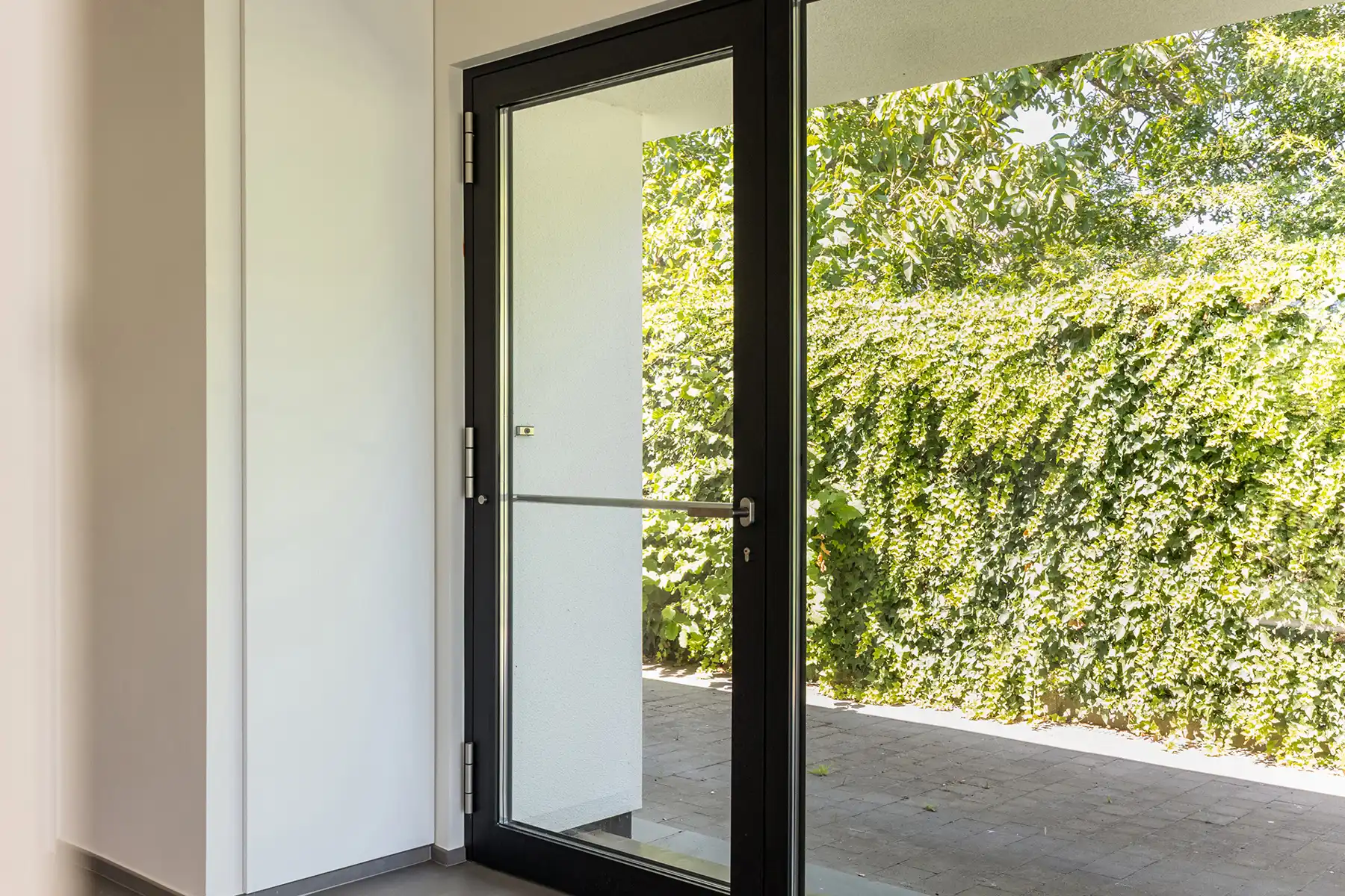 Instapklare bungalow op een perceel van ruim 40 are foto 6
