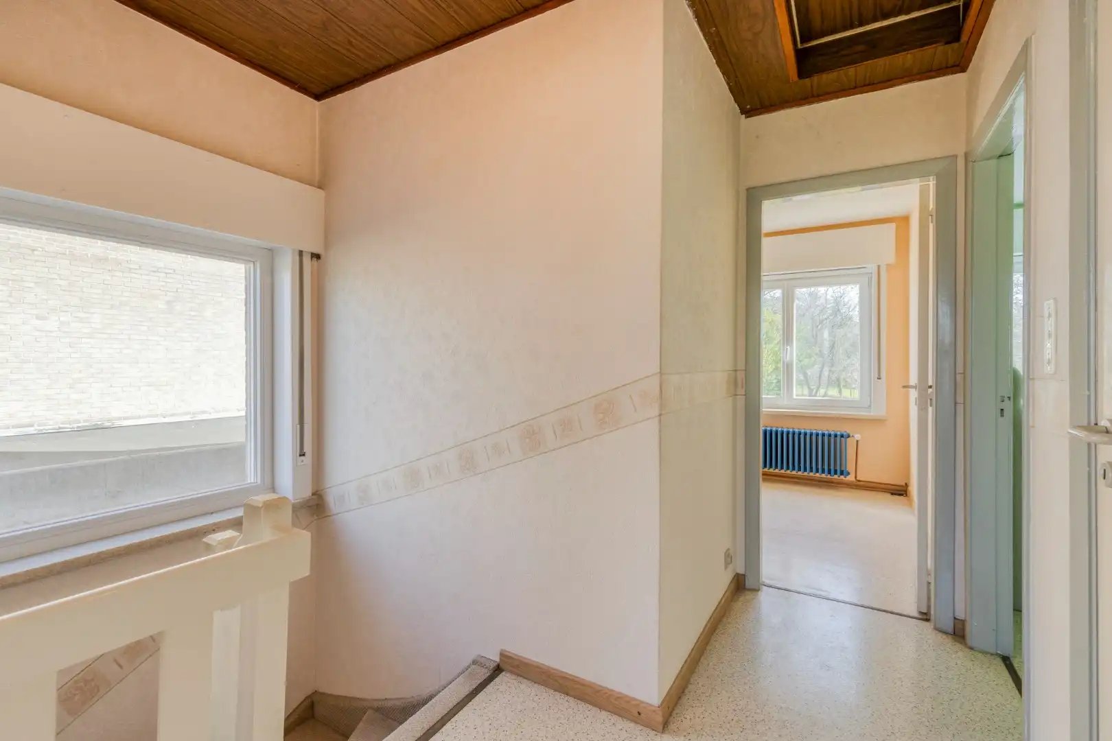 Heel aangename woning met grote tuin in een rustige buurt! foto 13