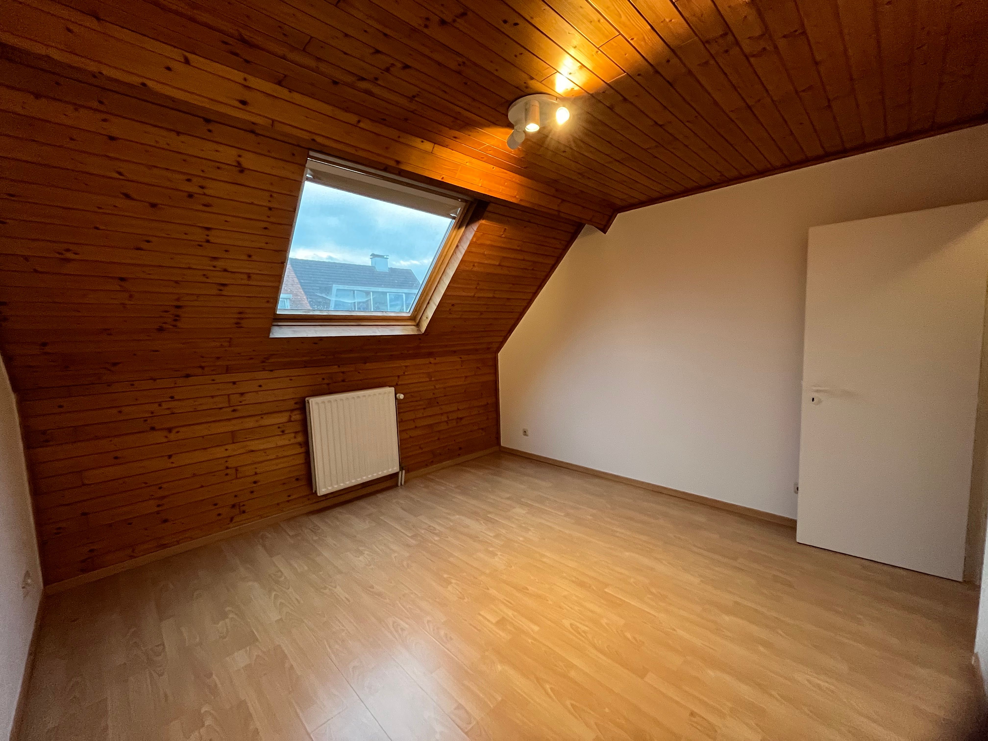 Gezellig, tof duplex-appartement met zonneterras 12m2 in centrum Deinze foto 15