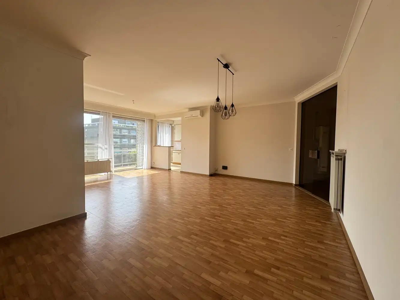 Ruim 1-slaapkamer appartement met airco op de vijfde verdieping foto 4