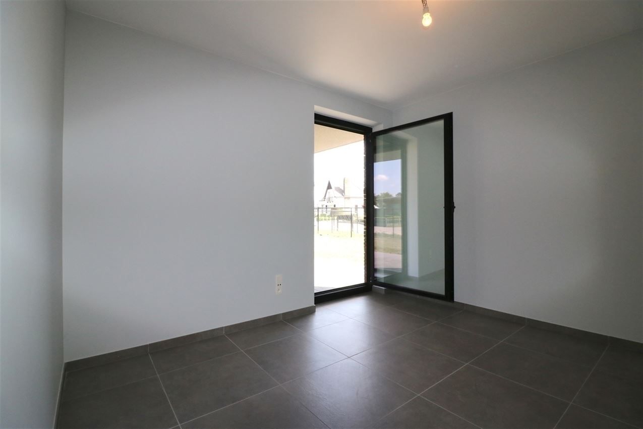 Glkvlrs (2 slpk), energiezuinig, terras & tuintje, 2 autostaanpl., kelderberging foto 12