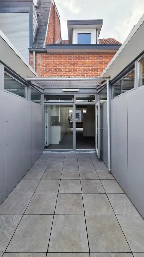 DUPLEX APPARTEMENT MET 2 SLAAPKAMERS EN TERRAS foto 10