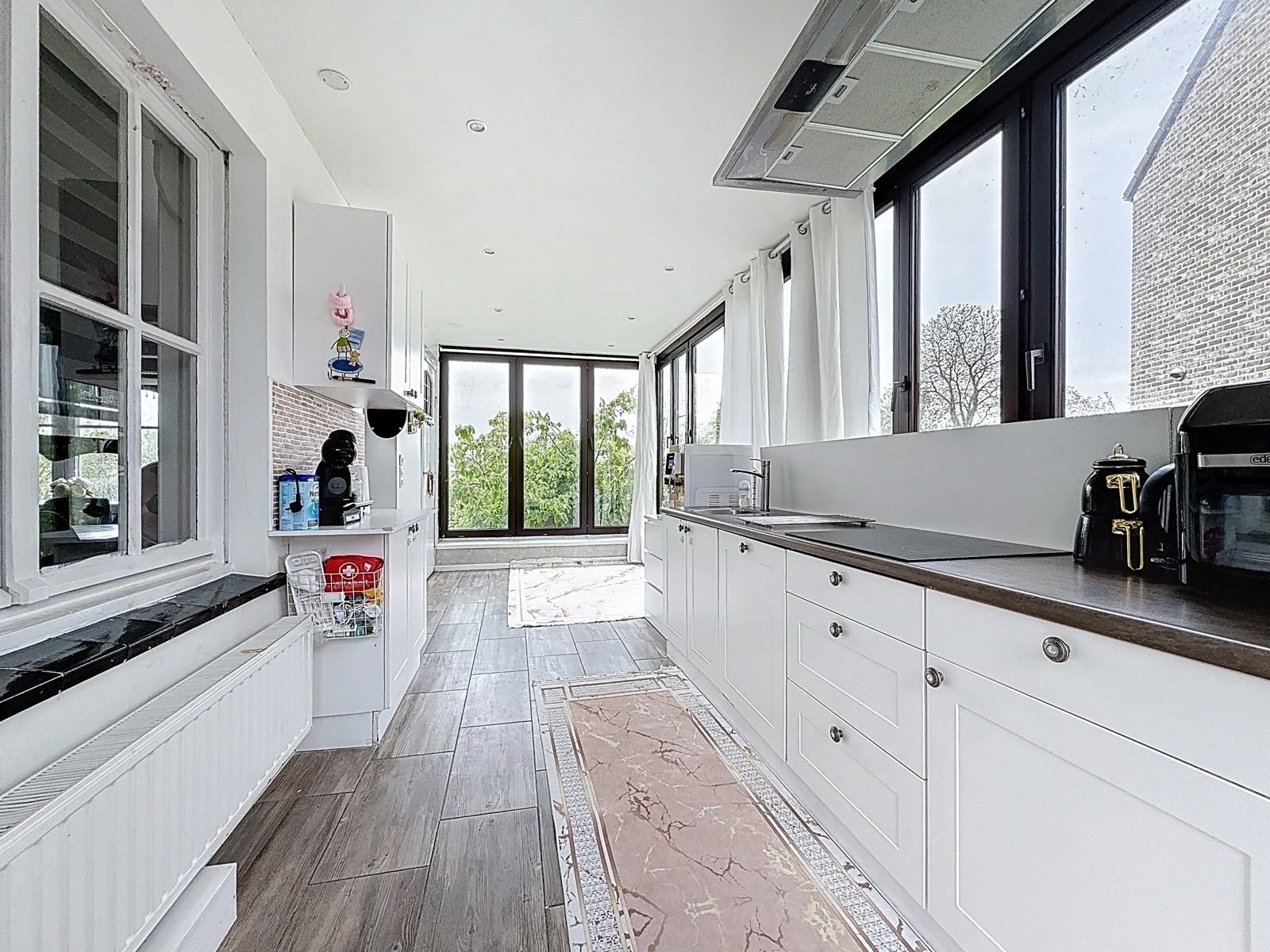 Open bebouwing met tuin foto 9