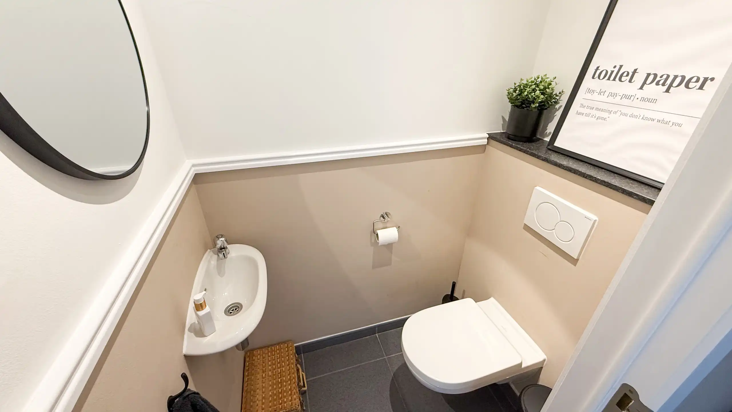 Zeer ruim appartement met 4 slaapkamers en parking in Tuilt! foto 25